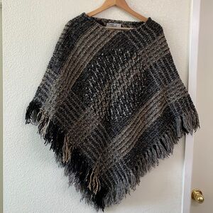 Studio Donegal Vintage Handcrafted  Poncho Jacket Vintage Irish Wool shawl
